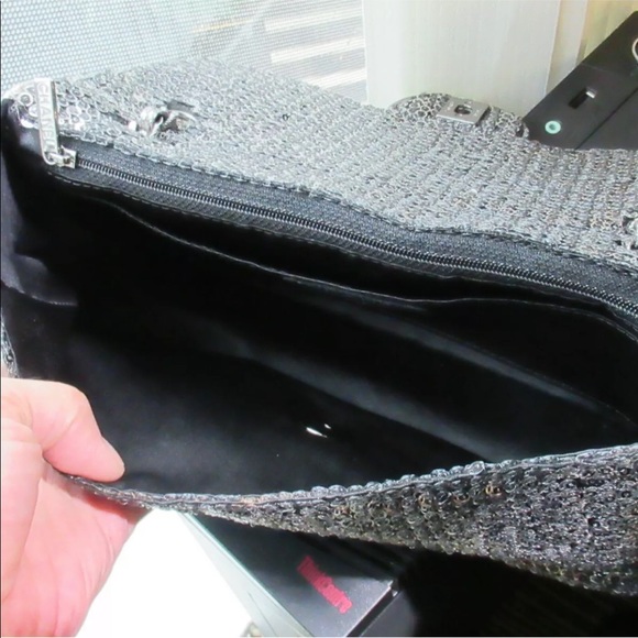 Chanel Classic Sequins Medium Double Flap - Picture 13 of 16